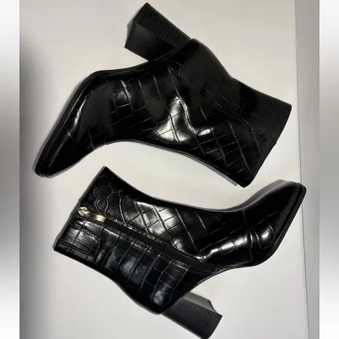Nordstrom Rack  Normandy Women’s Sz 6 M Black Croc Print Block Heel Ankle Boot thumbnail 2