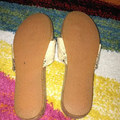 Johnston & Murphy Faux Snakeskin Knotted Sandals 8