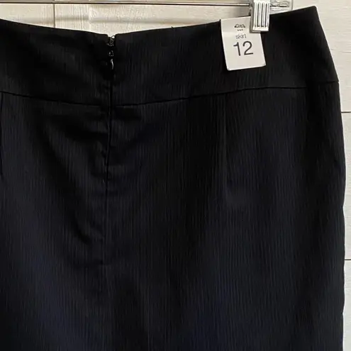 Gap Outlet Stretch Black Gray Pinstripe Pleated Skirt Polyester Uniform NWT