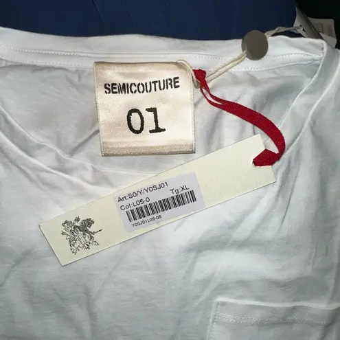 Navy and White Pleated T