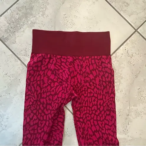 Ryka Pink Red Leopard Athletic Leggings MEDIUM