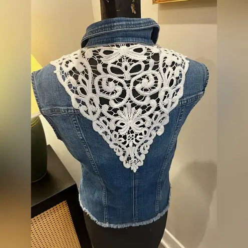 Sleeveless Denim Western Jean Vest with Lace Accents Women’s Size Large Blue