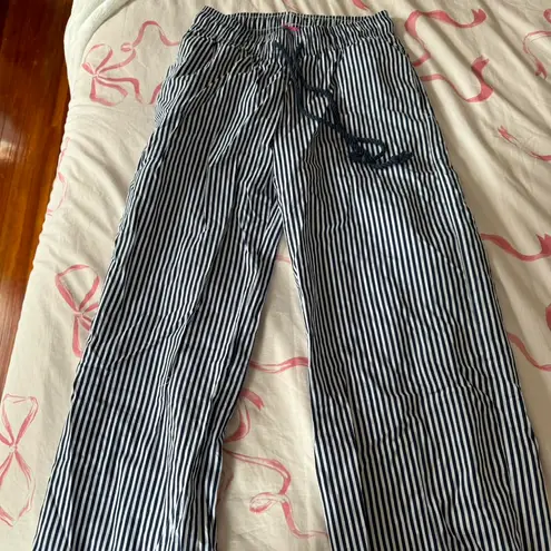 Edikted BRAND NEW WITH TAGS  stripped pinstripe linen esqe pants  seaside striped pants