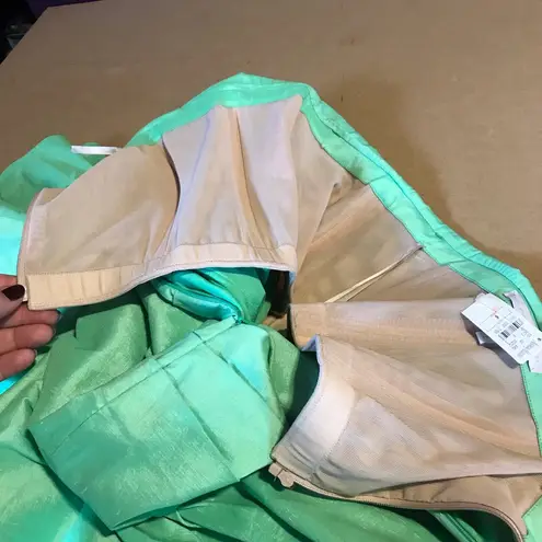 Halston Heritage GREEN STRAPLESS RUFFLE MINI DRESS NWT (6)