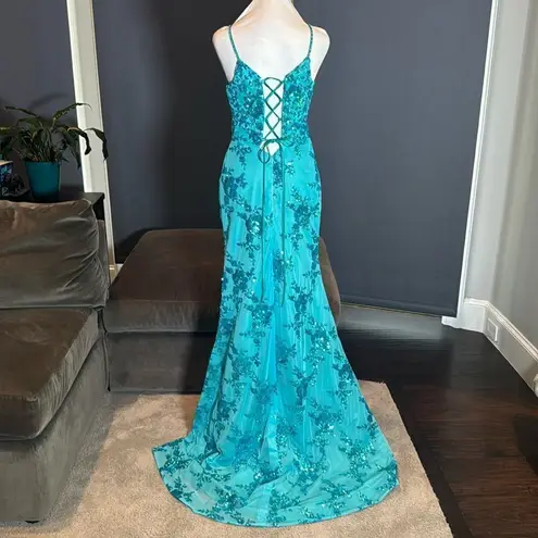 Women’s Blue Mermaid Fit Prom Party Dress Sparkly Sequins Leg Slit Size 2 NEW