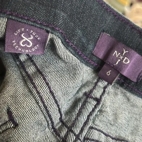 NYDJ Stretch Bermuda Shorts Jorts Sz 6 Dark Denim Red/White Selvedge Slimming