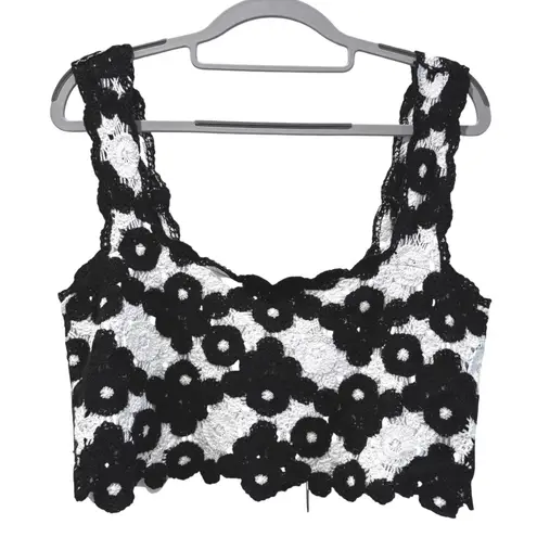 Avec Les Filles Anthropologie Crochet Floral Crop Top Black White Sleeveless M/L