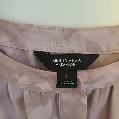 Simply Vera Women's Blouse Size Large High Low Floral Ombre Purple Hidden Button