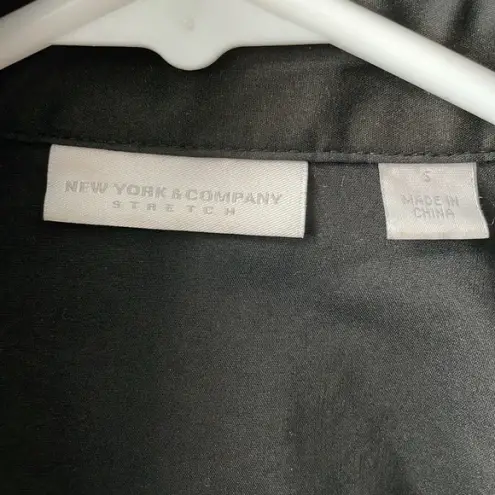 New York And Company  women shirt. S
