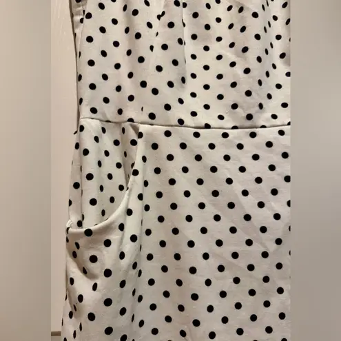 CHAPS  dress - white with black polka dots - size 14. Flattering. Pockets! - Image 4