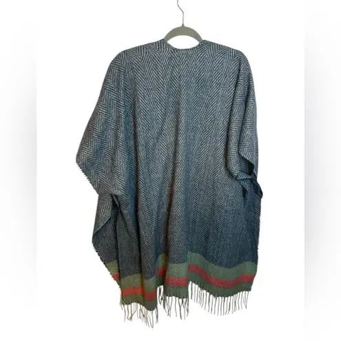 Just Jamie Chevron Striped Tassel Shawl Green Size undefined