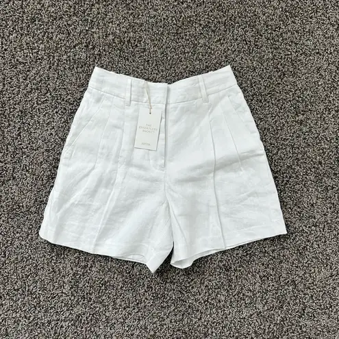 Aritzia  The Effortless Short™ Linen Mid-thigh in white, size 0 - Image 7