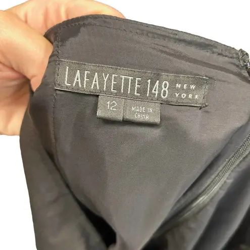 Lafayette 148 New York Box Pleat A