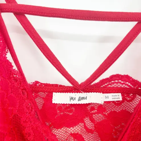 NWT Francescas Mi Ami Red Lace Bralette Criss Cross Back Lingerie Top Size M Size M
