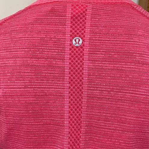 Lululemon Swiftly Tech Long Sleeve Crew in Heathered Boom Juice Size 8 Pink
