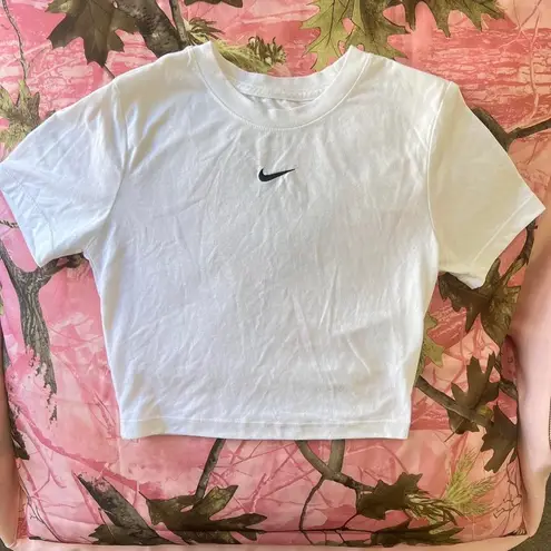 Nike the  white baby tee