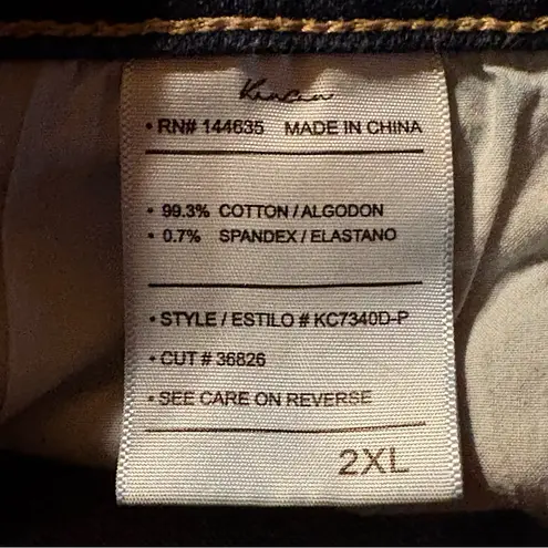 Kancan High Rise Frayed Hem Cropped Jeans Size 2XL Dark Wash Raw Hem KC7340D