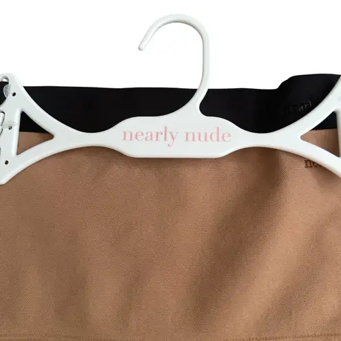 NEARLY NUDE Set of 2 Shaping Seamless Shorts Size Medium NEW NWOT Black