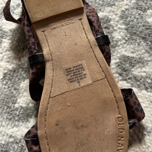 Old Navy  Tie Up Leopard Sandals 7 - Image 3