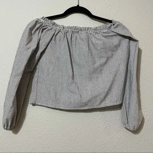 Brandy Melville  Grey Striped Off Shoulder Balloon Sleeve Blouse Womens Small