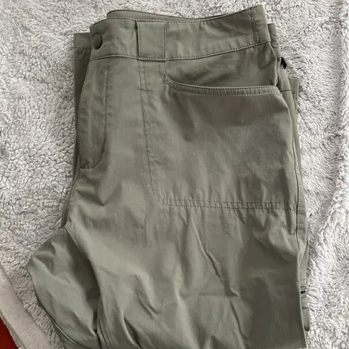 Eastern Mountain Sports Active Capris - Size 10