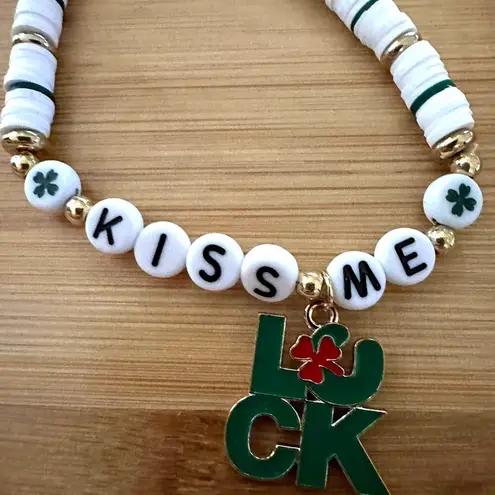 St Patricks Day Bracelet New Puka Beads Lucky Kiss Me Festive Party Para… White