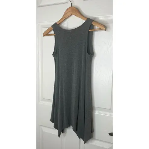 J.o & Co Women's Gray Sleeveless Flowy Soft Tunic Top Blouse Size Small