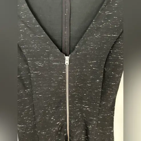 Wilfred Aritzia black and white zipper front long sleeve dress size Small