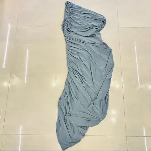 Norma Kamali Diana Midi Dress in Soft Blue