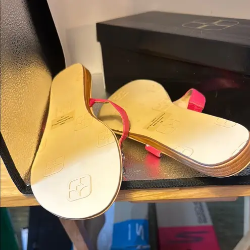 IMAN Pink Sandals with Modern Design Size 11