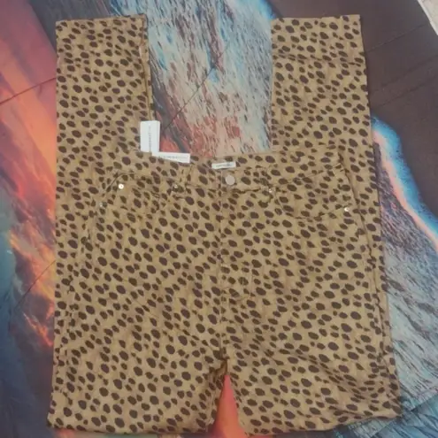 We Wore What  stiletto slit leopard jeans size 32