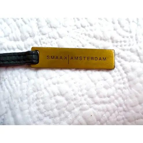 Smaak Amsterdam Yuna Crossbody Bag Blue Leather Scandanavian Minimalist Luxury