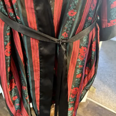 VTG Satin Nightgown & Robe Set Sz LG Black/Red Floral Sexy Nightie Feminine EUC