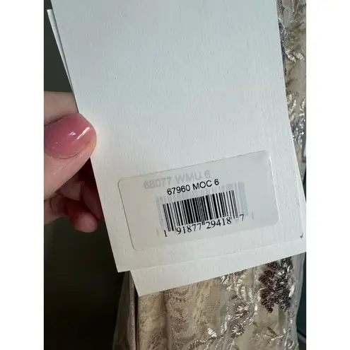 Mac Duggal NWT One Shoulder Sequin Lace Ballgown in Mocha Multi Size 6