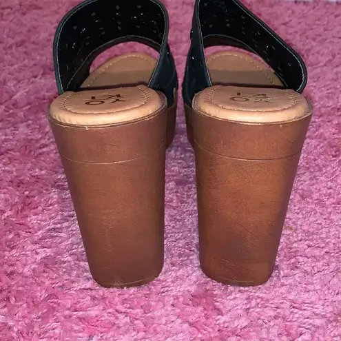 Yoki  Platform Chunky Heels Size 10