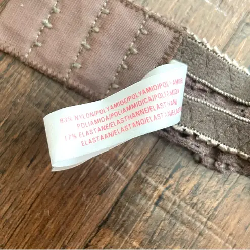 VALEGE Lingère brown lace underwire bra, made in France size 90B, US 34B