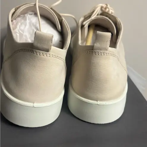 Ecco Women's Bella Lace