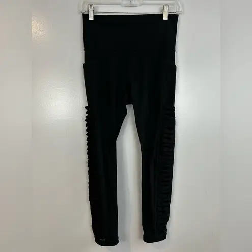 Athleta  Black Salutation 7/8 Tight in Powervita Twist Leggings Size Small thumbnail 3