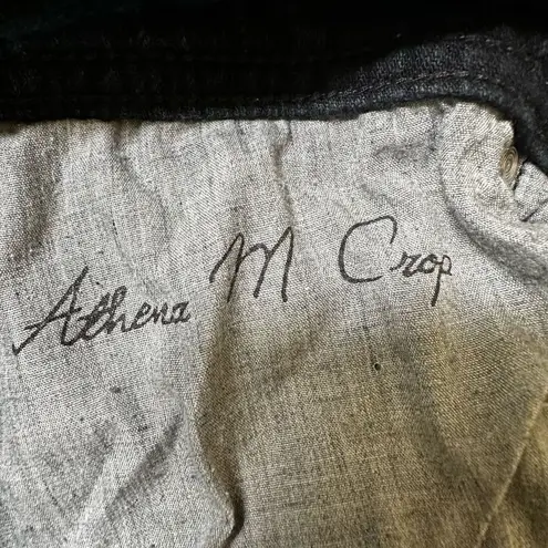 Chico's  Platinum Athena M Crop jeans