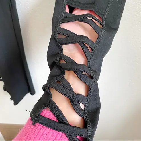 Fit In Black Mesh Strap Detail Active Legging Size Small / Medium