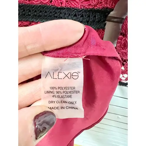 Alexis Kharis Crochet Floral Long Sleeve Lace Tiered Mini Dress Red Women Size M