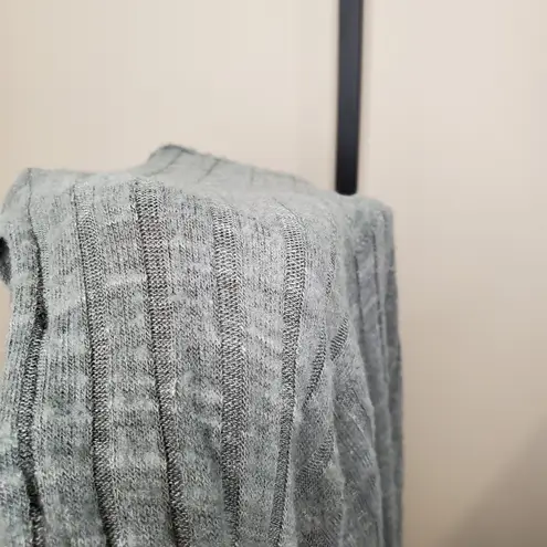 Cable & Gauge Button Down High Low Striped Top S