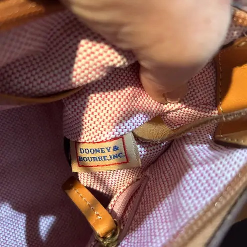 Dooney & Bourke  purse