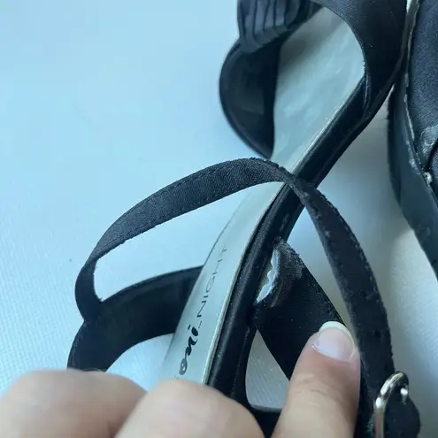 Fioni Nights Satin Kitten Heel Sandals Womens Size 8.5 Strappy Y2K Glam Cocktail Black