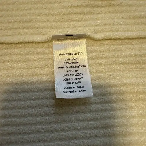 Barefoot Dreams Women's White Cozychic Ultra Lite Cardigan w/pockets. Size 3X