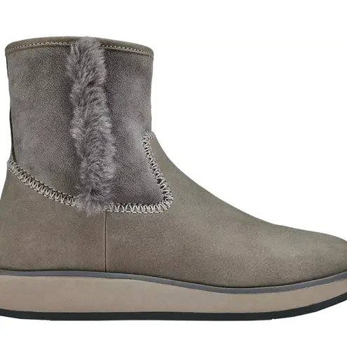 OluKai Women's Pa'ina Hulu Boots Women's Gray Suede Ankle Boots Size 9