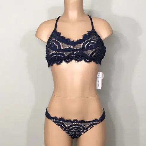 PilyQ teeny navy nautica lace teeny bikini set. M-top/L-bottom. New.