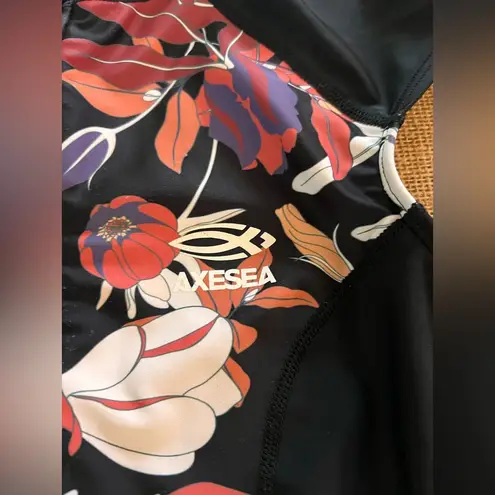 Black Mauve Crm Floral One Piece Swimsuit zip front full coverage summer beach Size 4