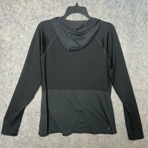 The North Face  Woman Size Large Flashdry lightweight black hooded pullover