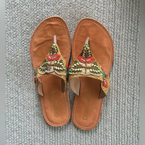 Vintage Coconuts Beaded Leather Flip Flops Sandals Size 9 Tan